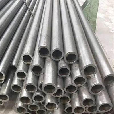 Thick Wall Pipe Seamless steel pipe in Round Section Shape